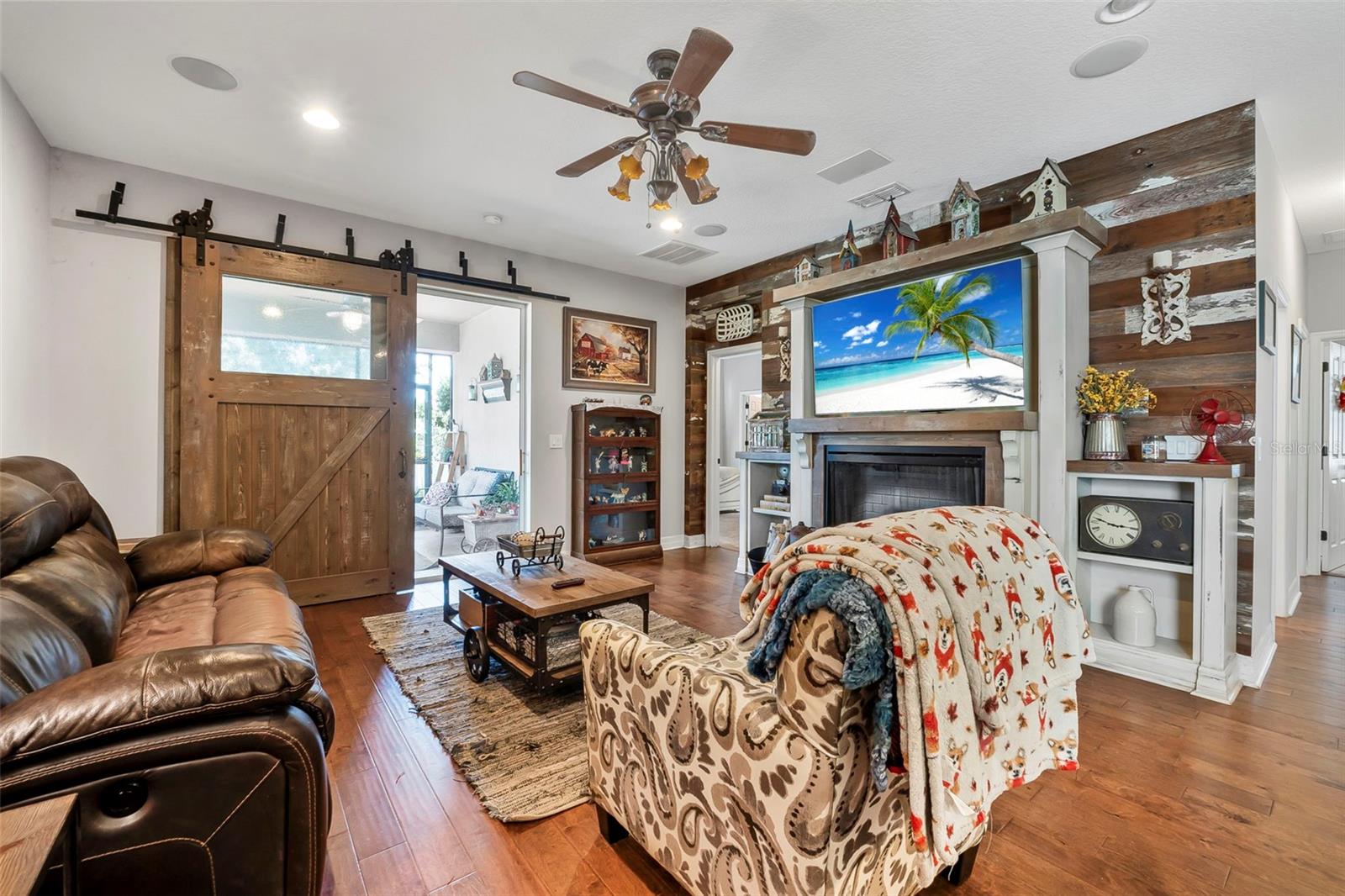 Image 15 of 38 For 2412 Regency Park Drive