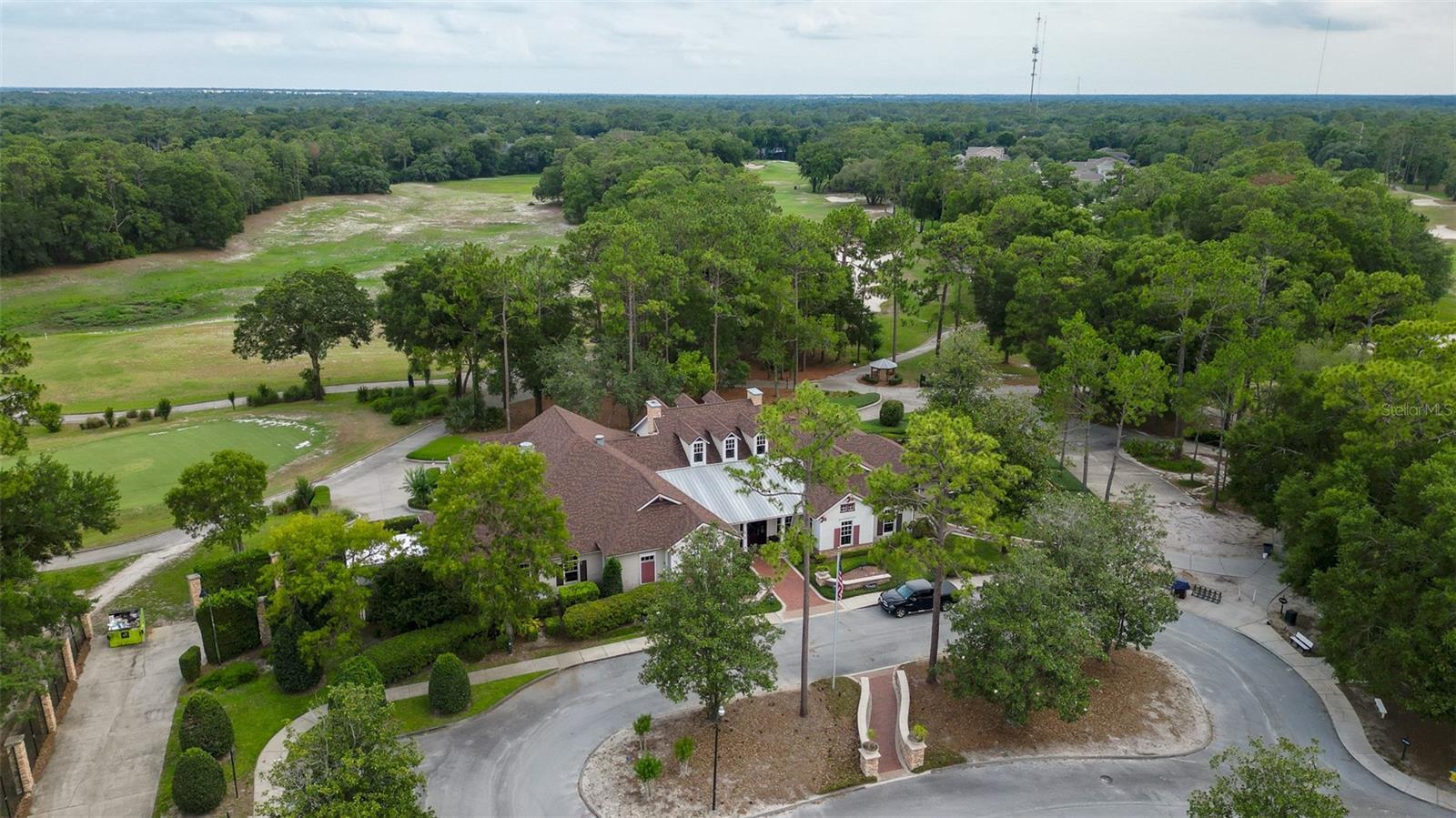 Image 51 of 59 For 978 Victoria Hills Drive S