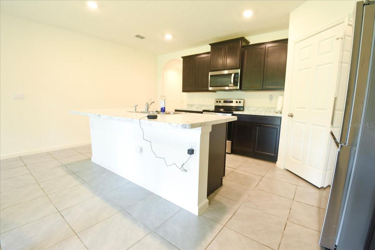Image 17 of 26 For 1574 Heartwellville Street Nw