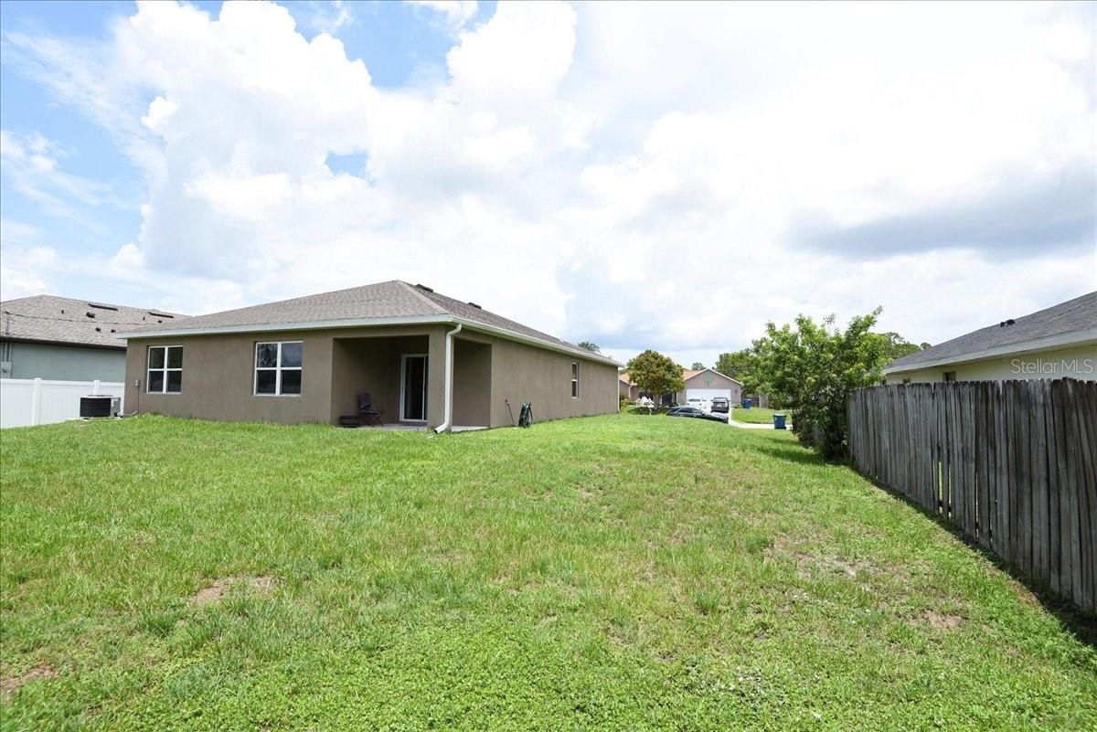 Image 5 of 26 For 1574 Heartwellville Street Nw