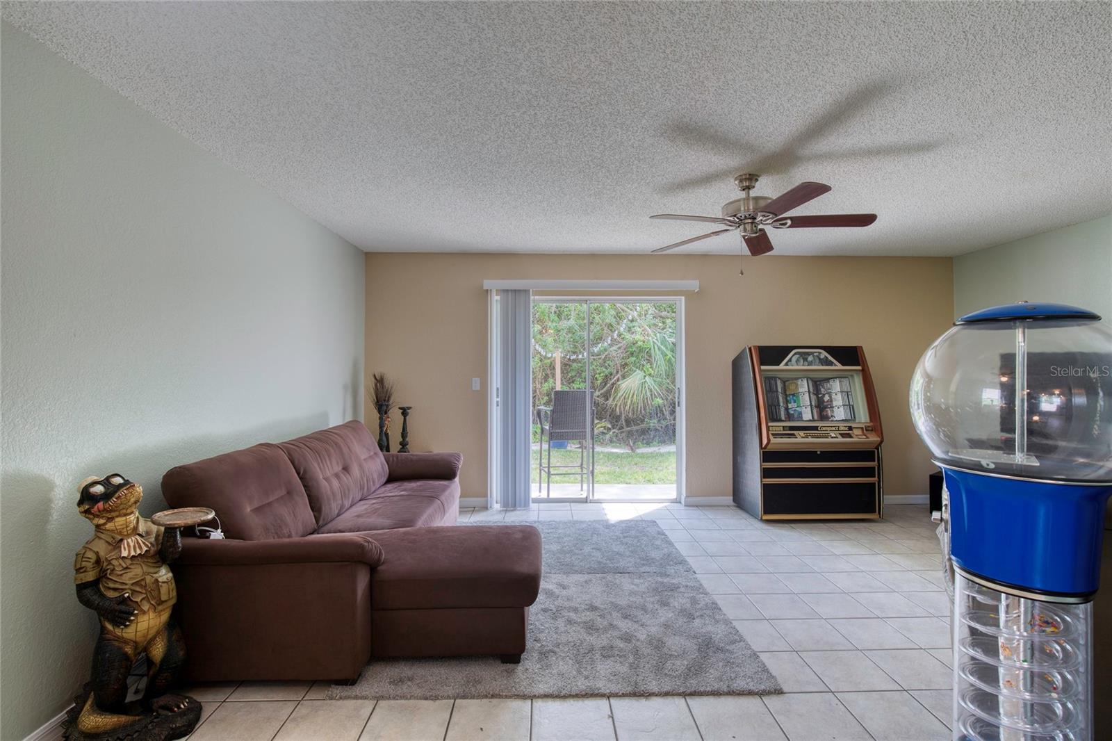 Image 16 of 69 For 721 Laurel Bay Circle