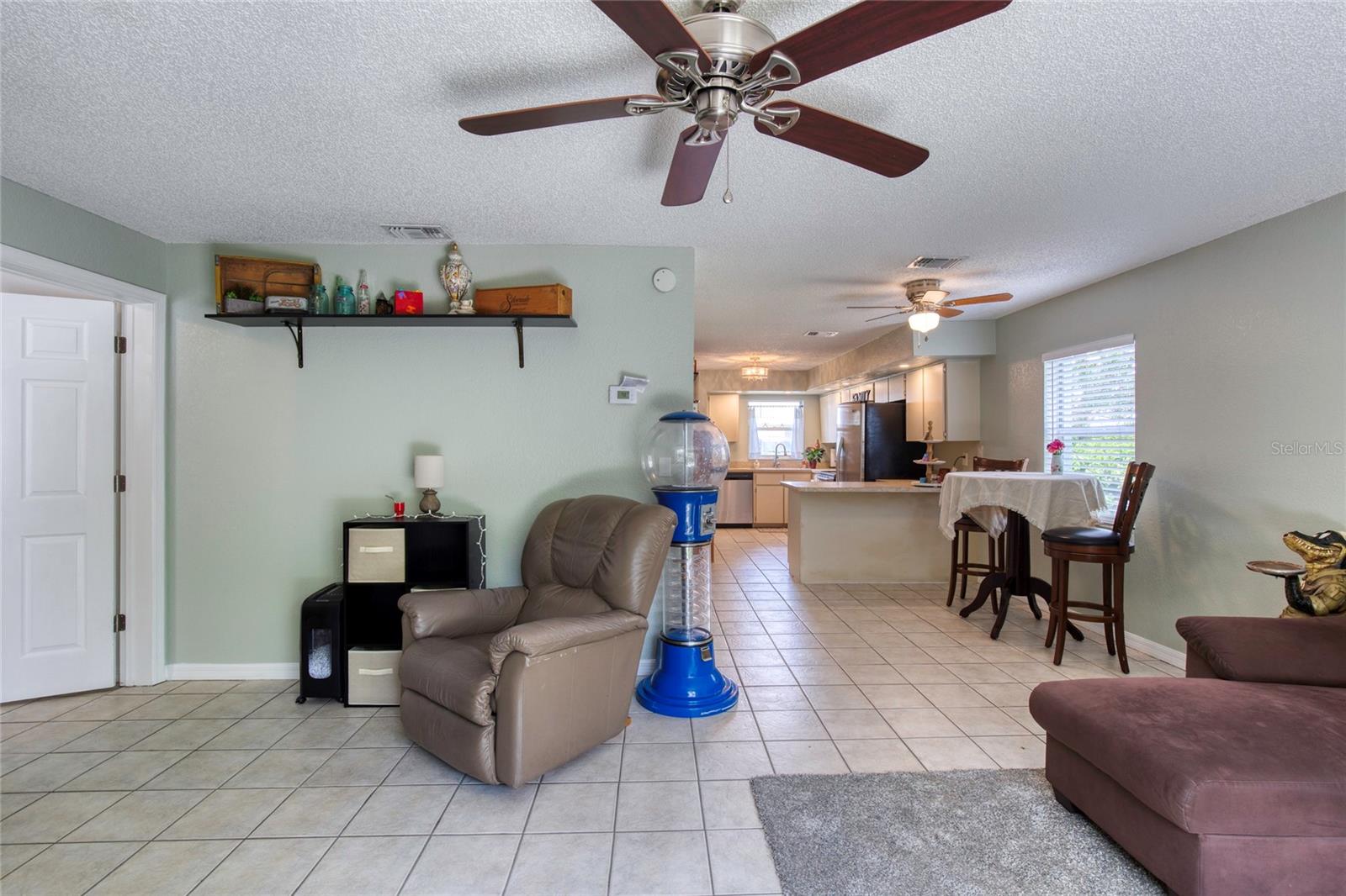 Image 19 of 69 For 721 Laurel Bay Circle