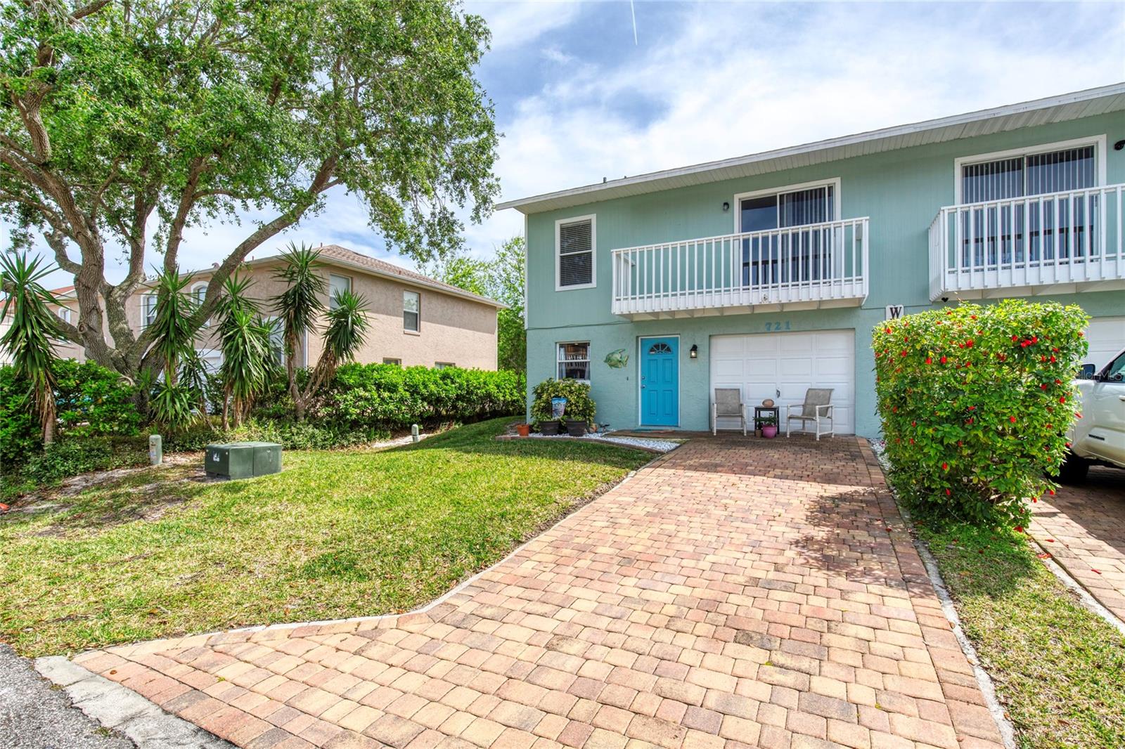 Image 4 of 69 For 721 Laurel Bay Circle