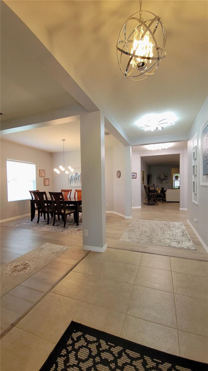 Image 2 of 47 For 1632 Blue Grass Blvd