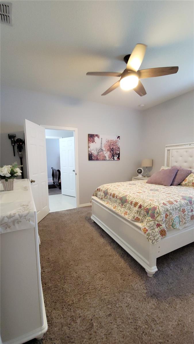 Image 36 of 47 For 1632 Blue Grass Blvd