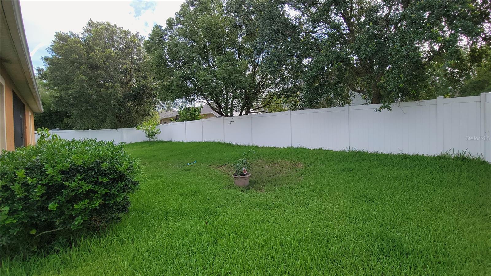 Image 46 of 47 For 1632 Blue Grass Blvd