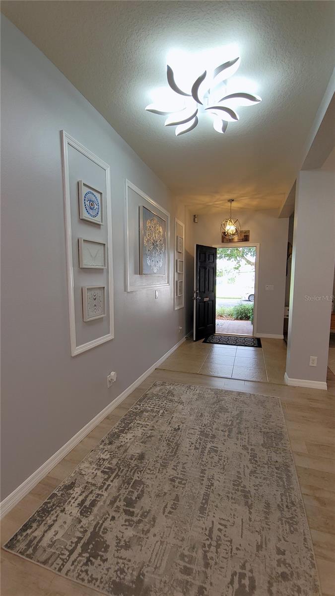 Image 8 of 47 For 1632 Blue Grass Blvd