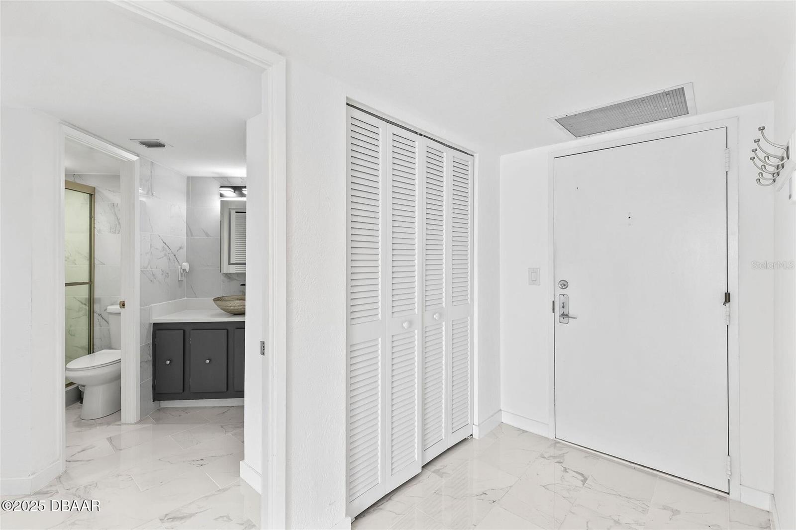 Image 15 of 57 For 3047 Atlantic Avenue 1805