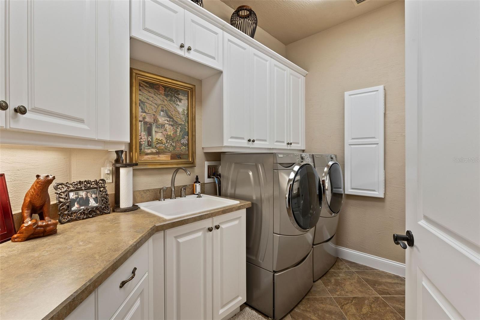 Image 12 of 100 For 3592 Grande Tuscany Way