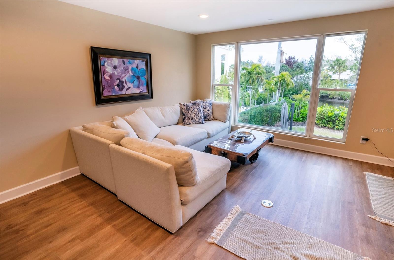 Image 10 of 41 For 5169 Oxford Drive