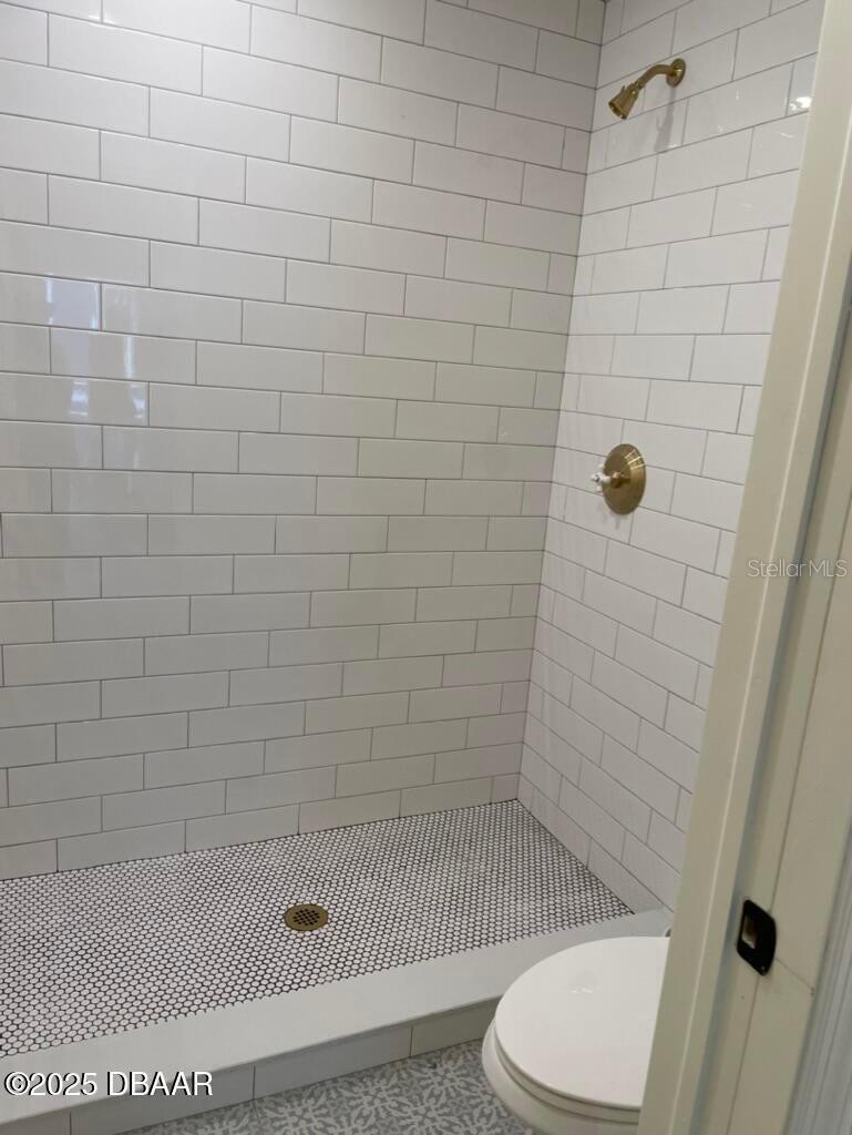 Listing photo id 20 for 404 Ridgewood Avenue