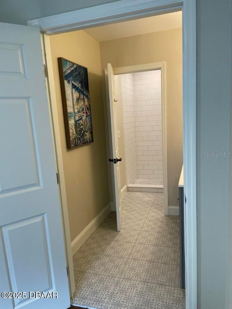 Listing photo id 24 for 404 Ridgewood Avenue