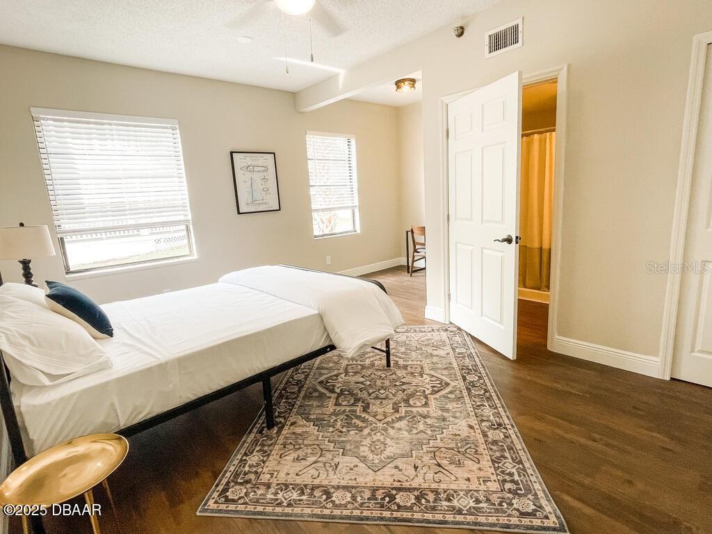 Listing photo id 37 for 404 Ridgewood Avenue
