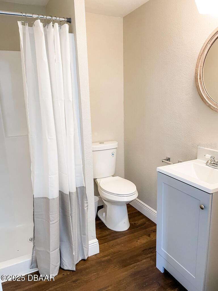 Listing photo id 38 for 404 Ridgewood Avenue