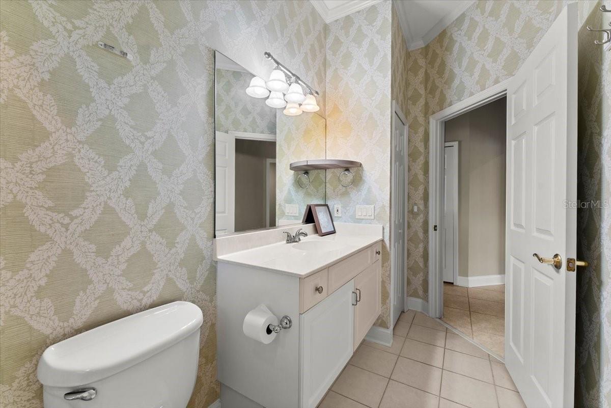 Image 31 of 49 For 1324 Dovercourt Lane