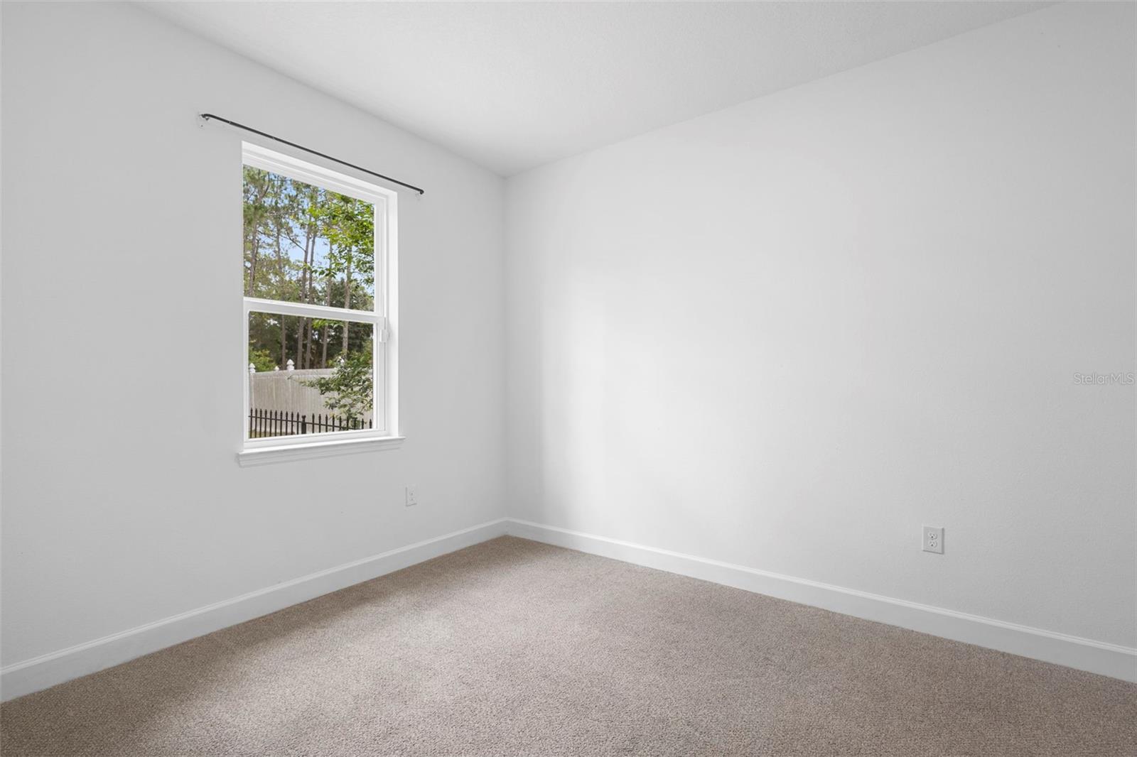 Image 18 of 25 For 1683 10th Avenue