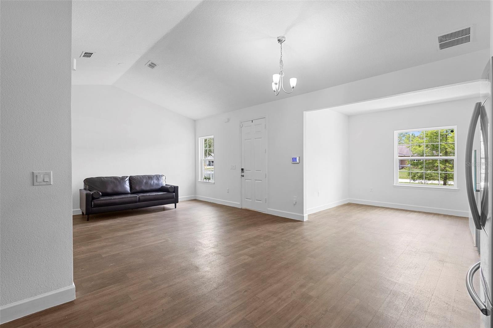 Image 4 of 25 For 1683 10th Avenue