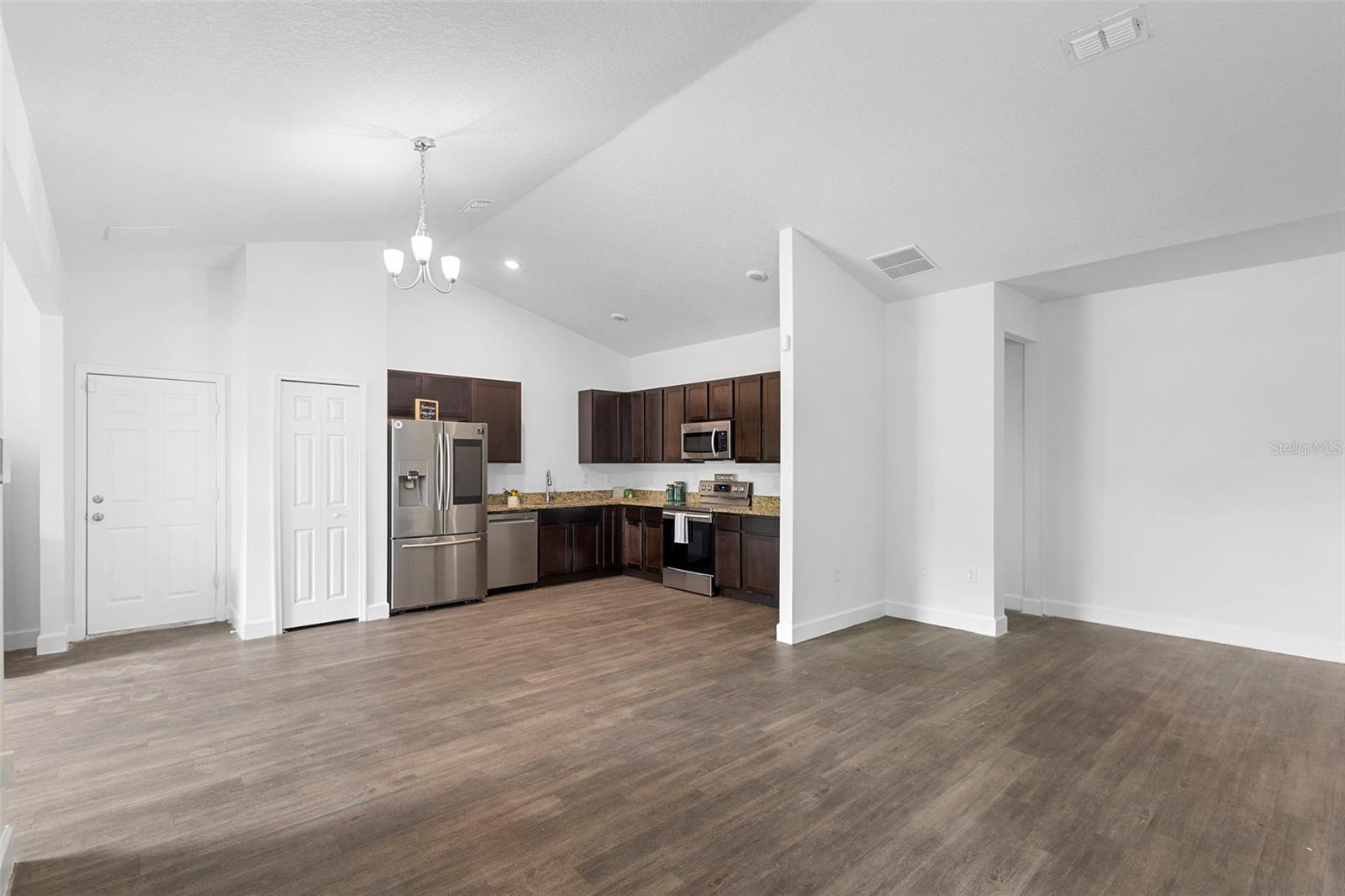 Image 7 of 25 For 1683 10th Avenue