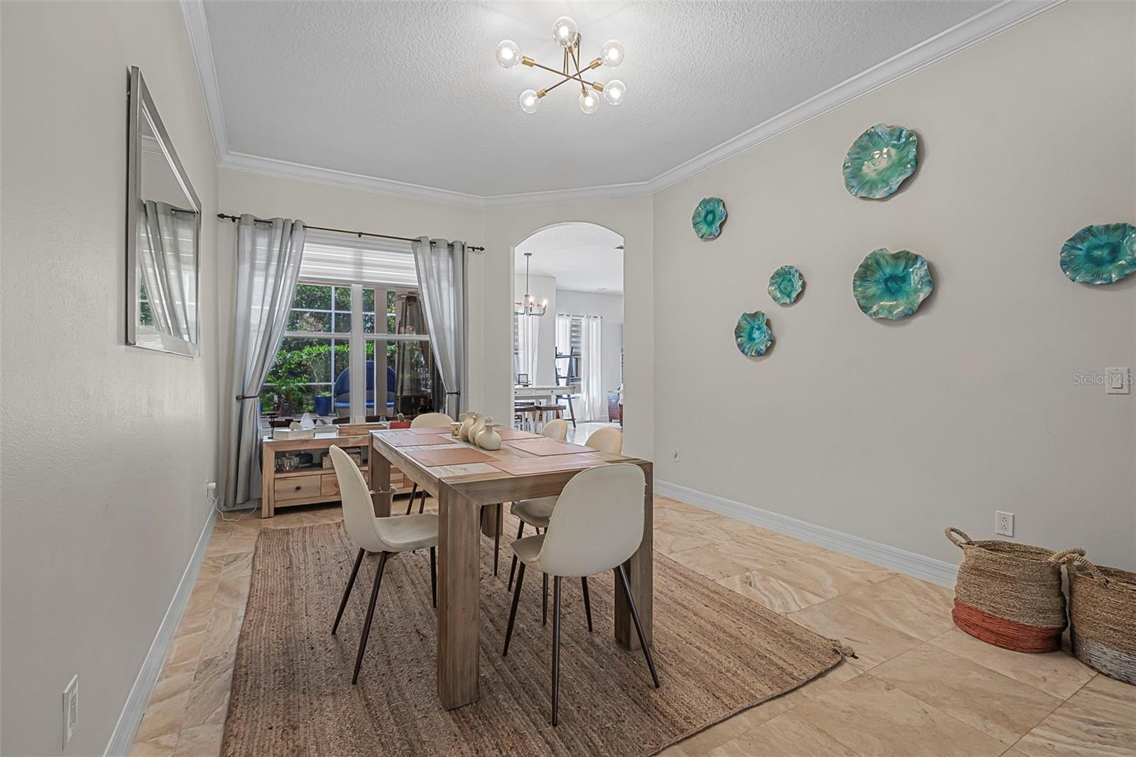 Image 10 of 82 For 45 Saint Andrews Court