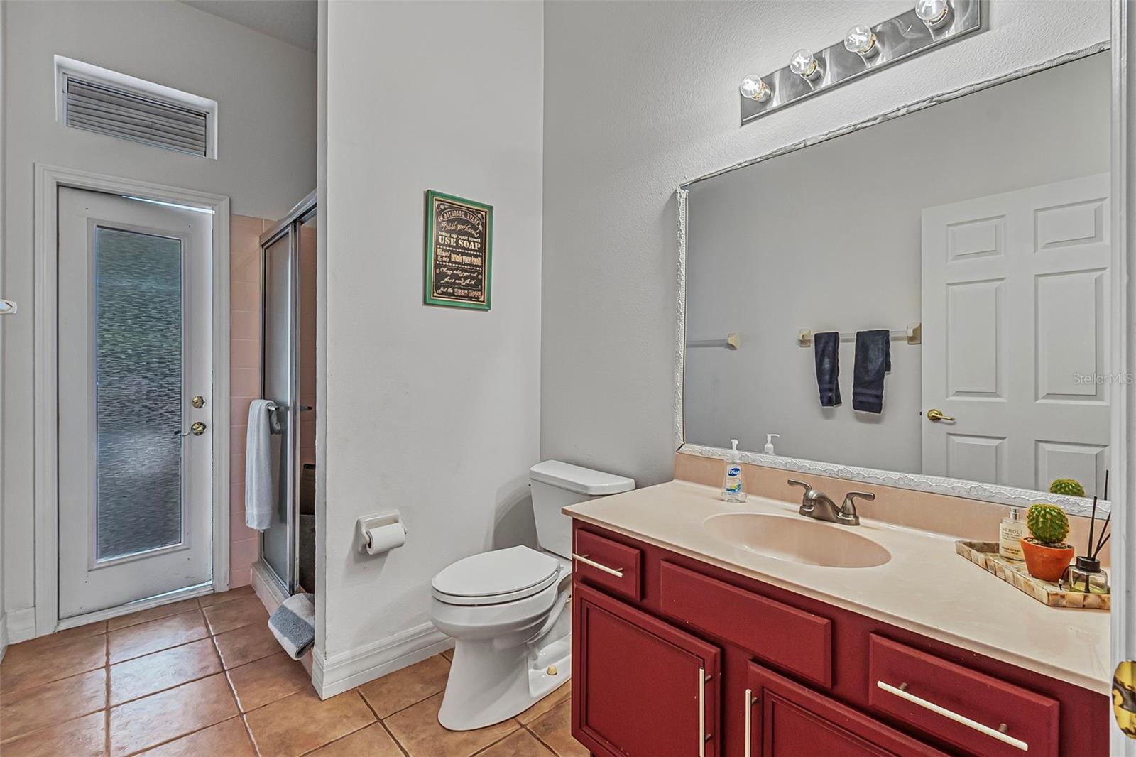Image 38 of 82 For 45 Saint Andrews Court