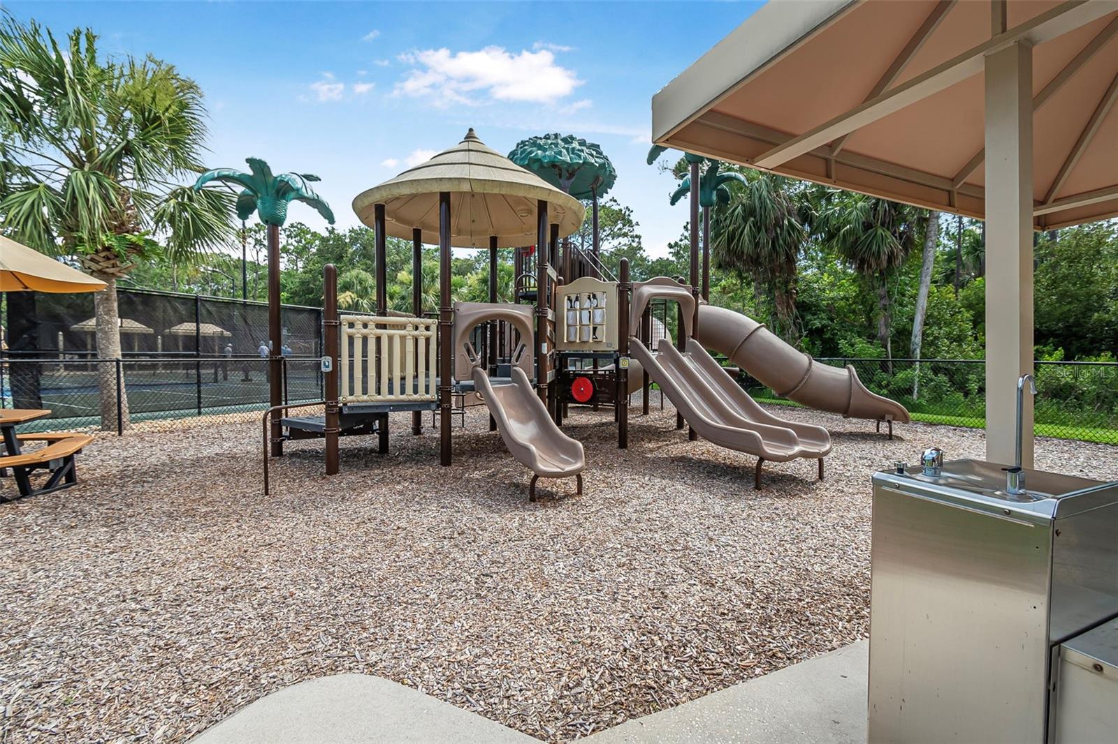 Image 74 of 82 For 45 Saint Andrews Court