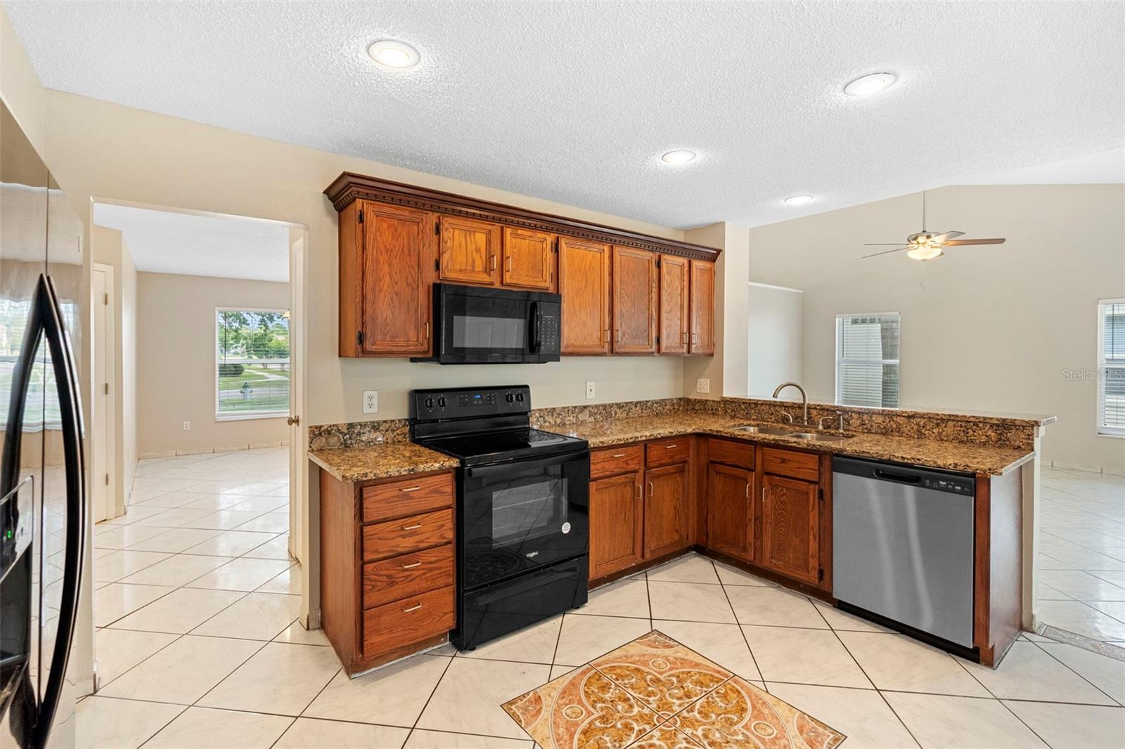 Image 15 of 63 For 2708 Smithfield Drive