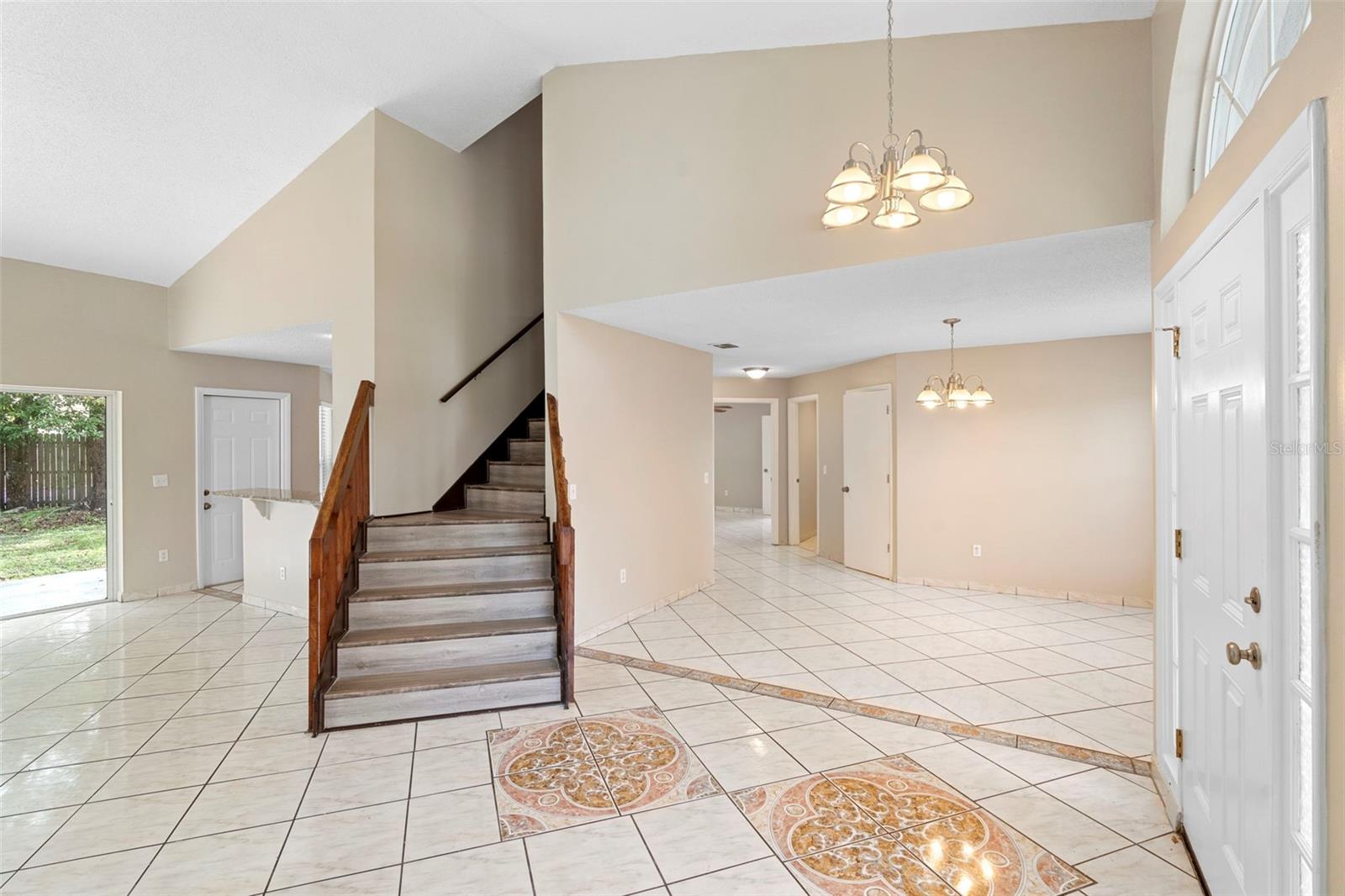 Image 19 of 63 For 2708 Smithfield Drive