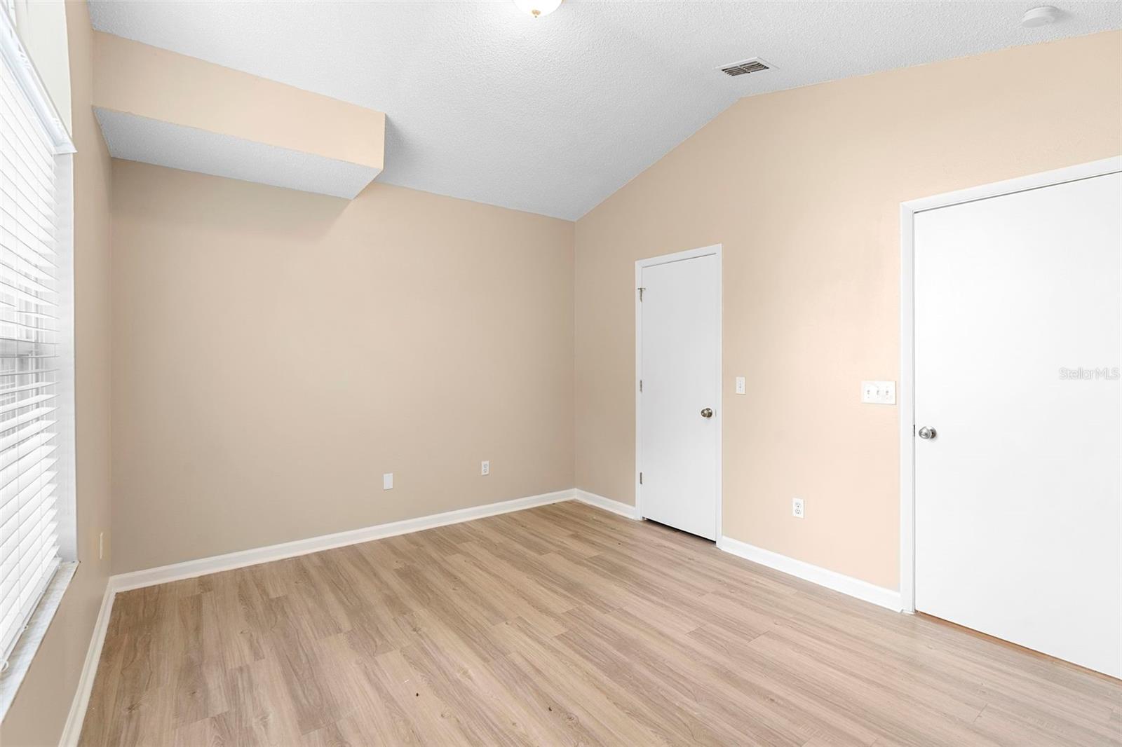 Image 29 of 63 For 2708 Smithfield Drive