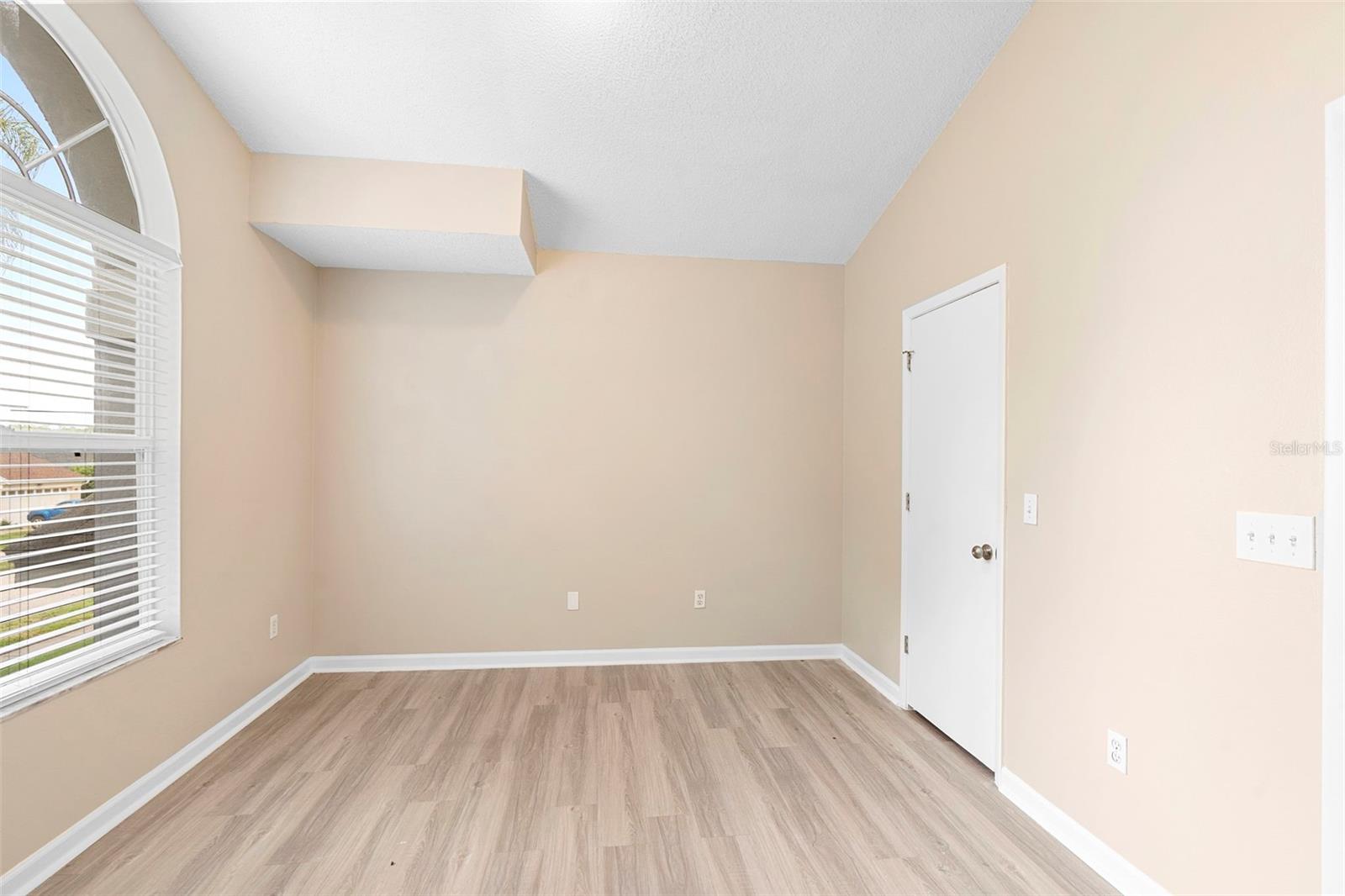 Image 30 of 63 For 2708 Smithfield Drive