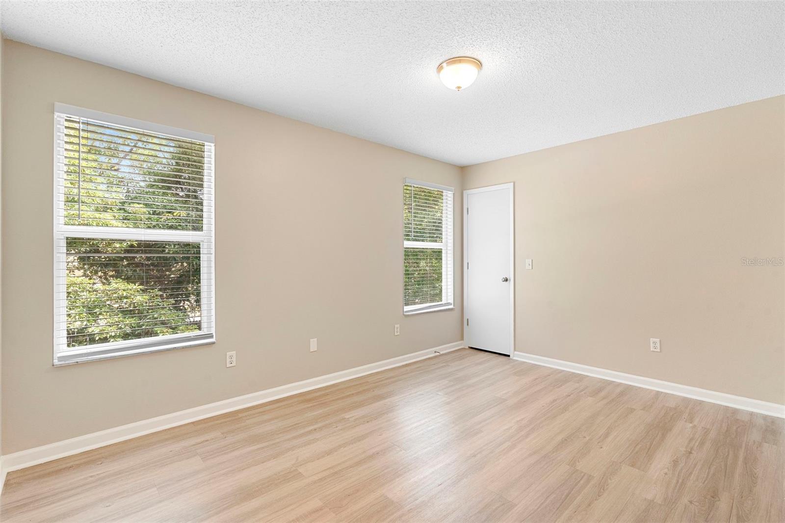 Image 31 of 63 For 2708 Smithfield Drive