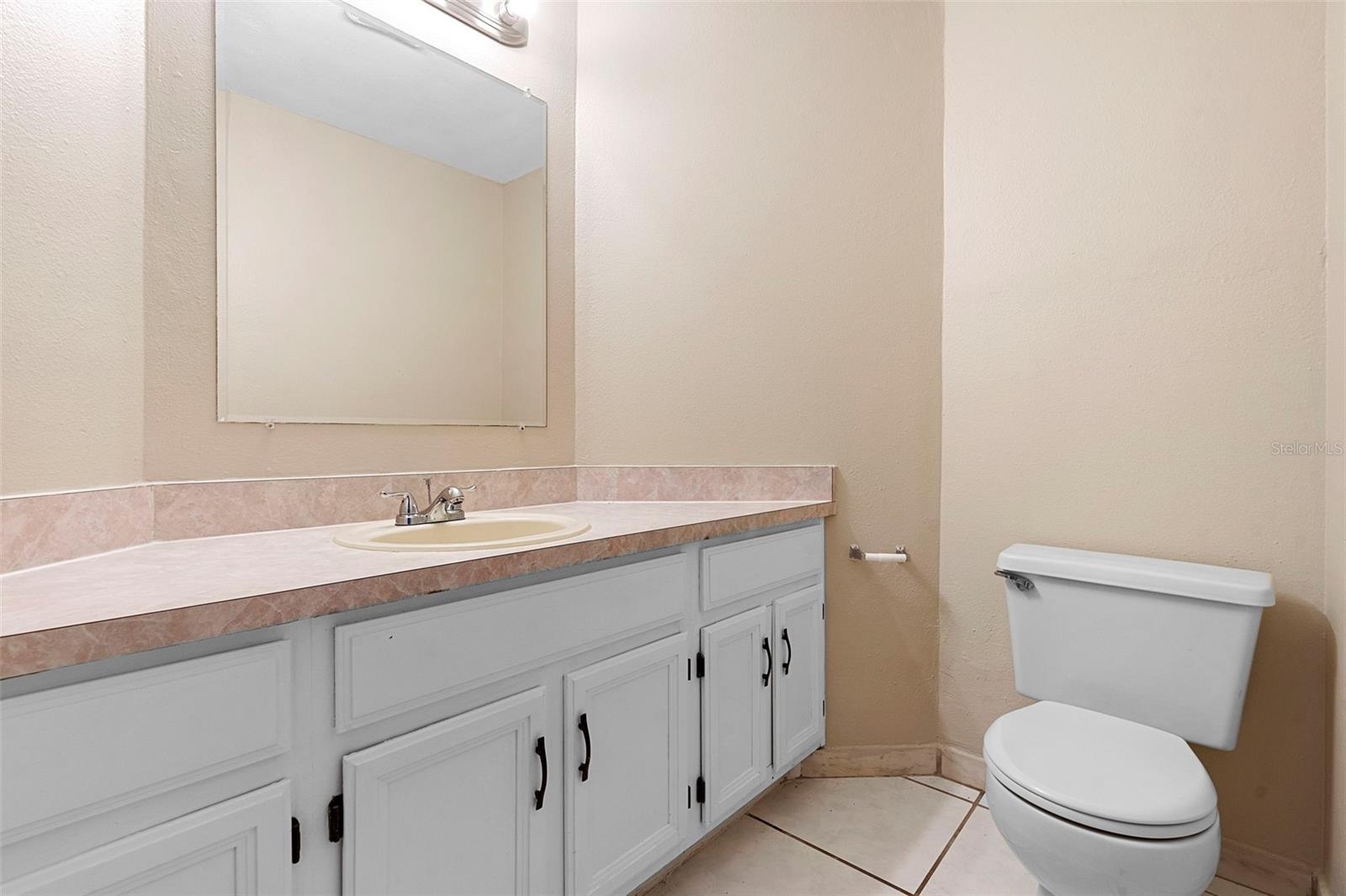 Image 41 of 63 For 2708 Smithfield Drive