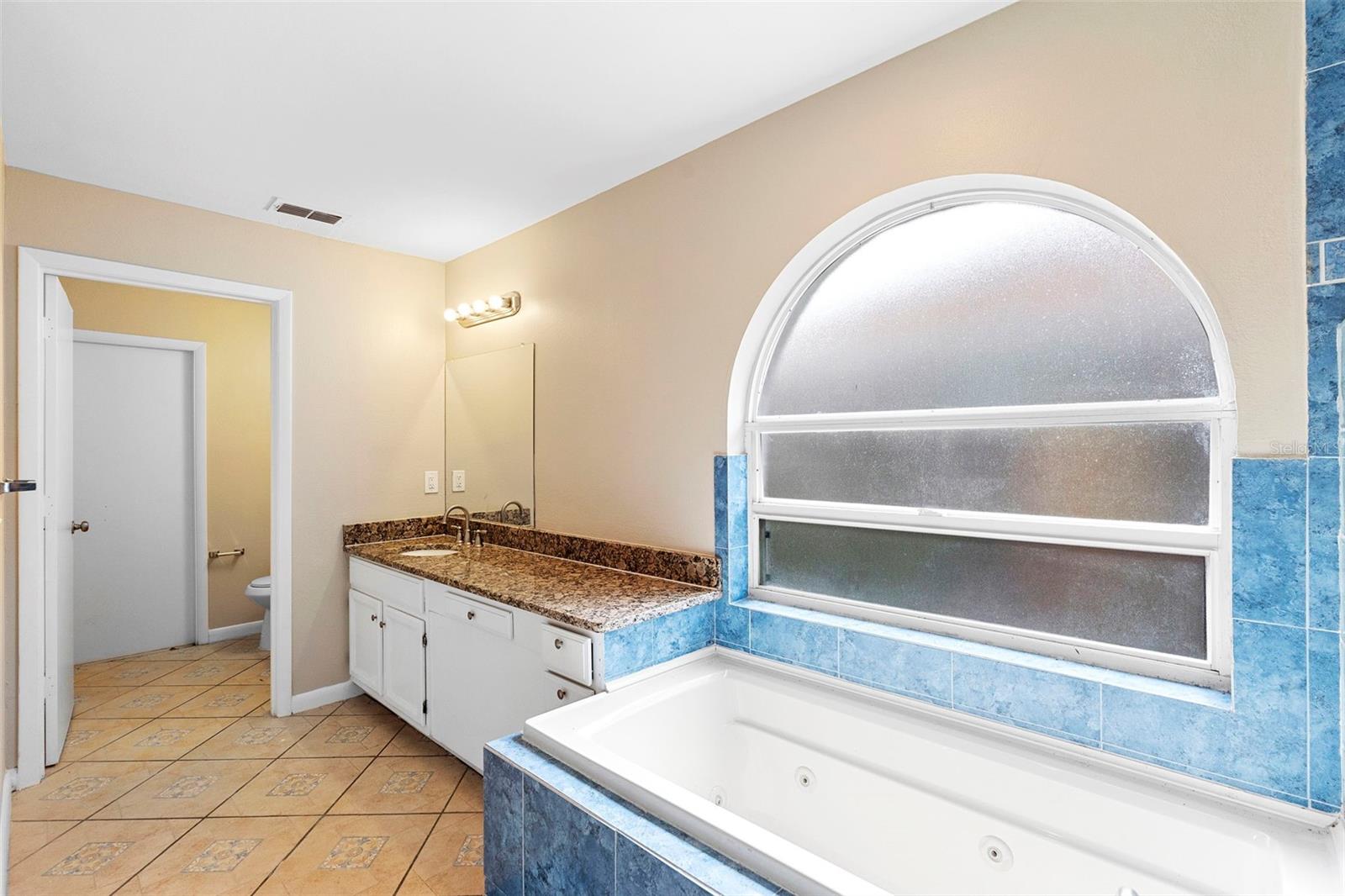 Image 43 of 63 For 2708 Smithfield Drive