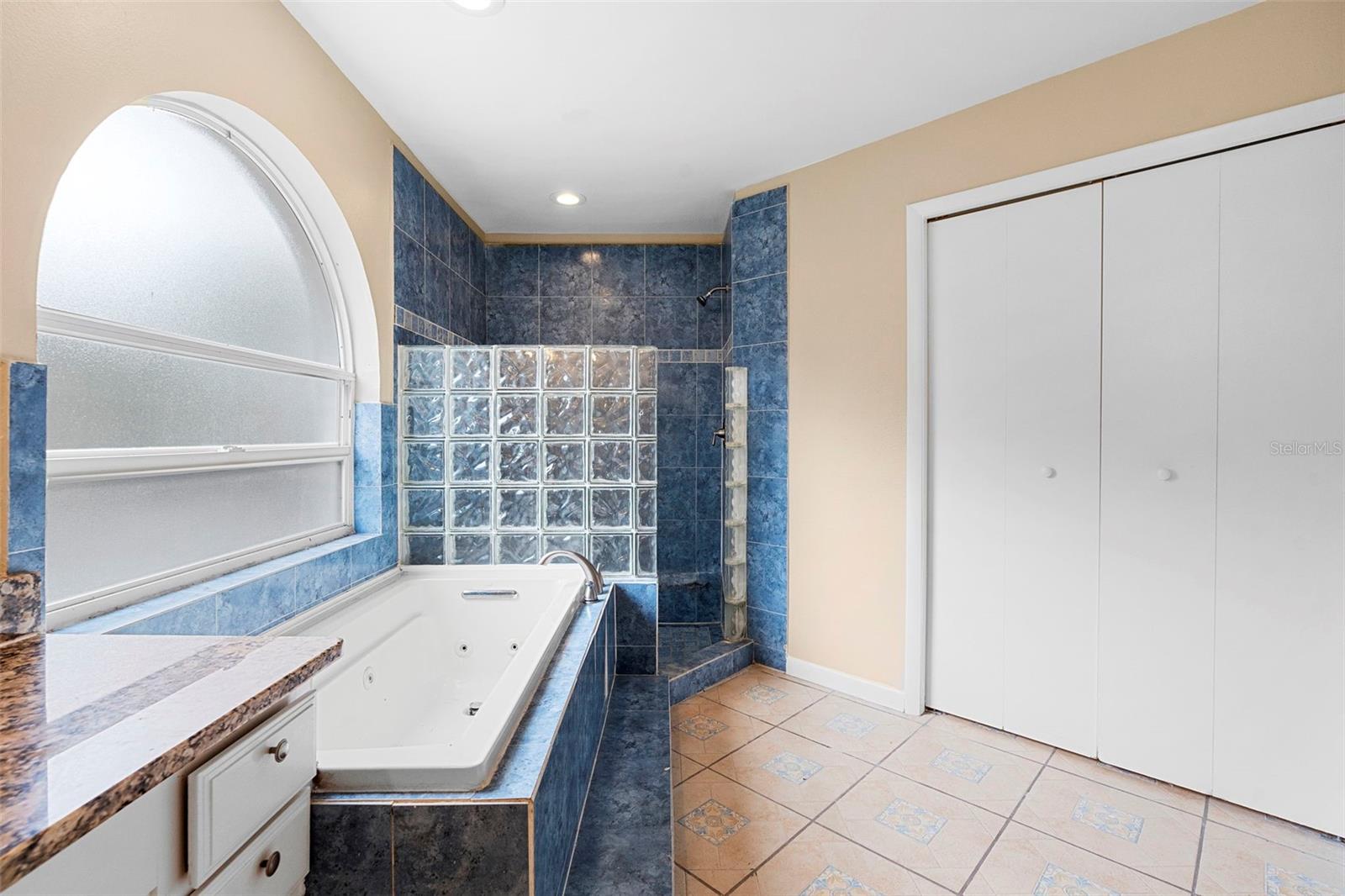 Image 47 of 63 For 2708 Smithfield Drive