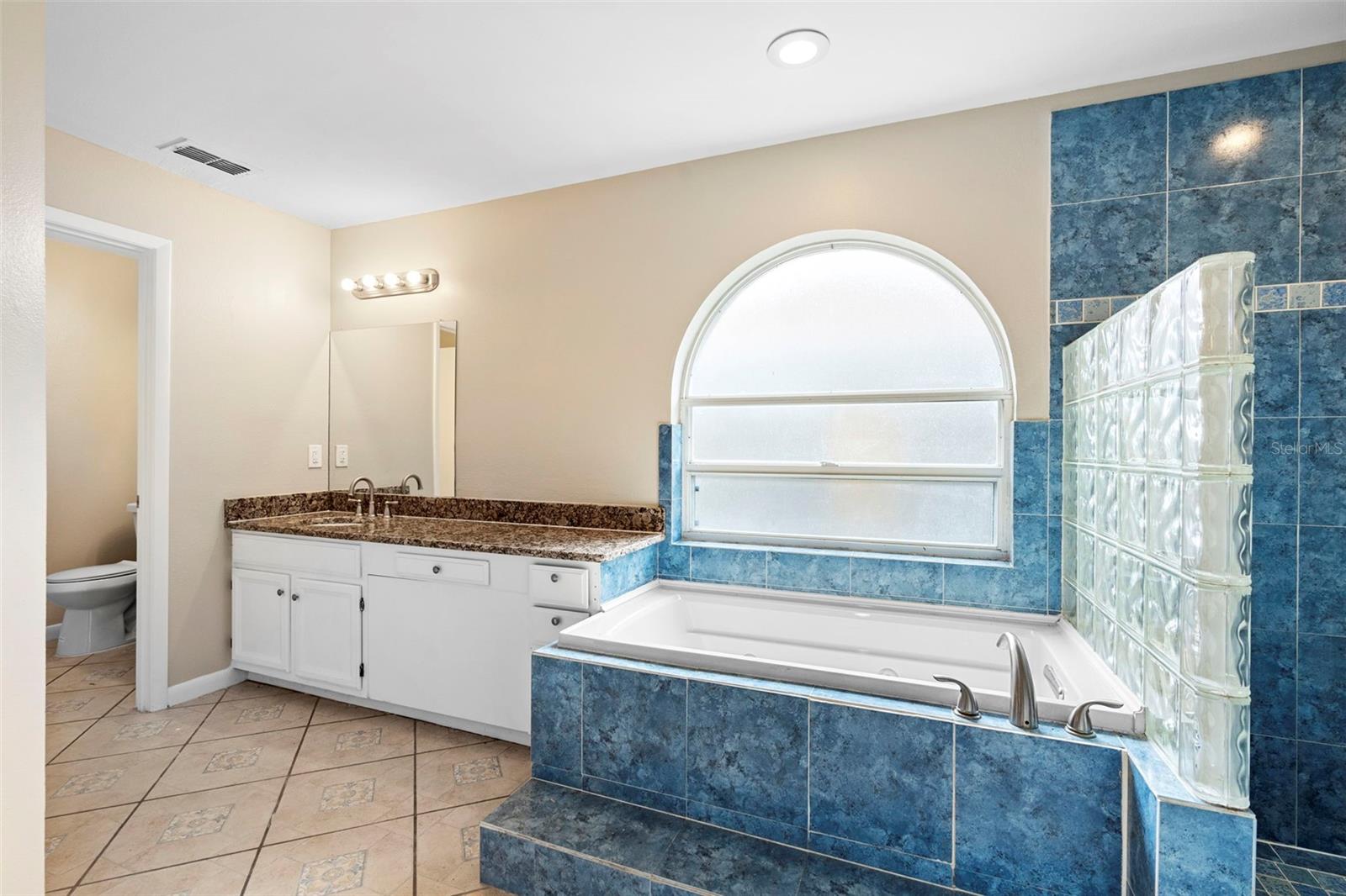 Image 48 of 63 For 2708 Smithfield Drive