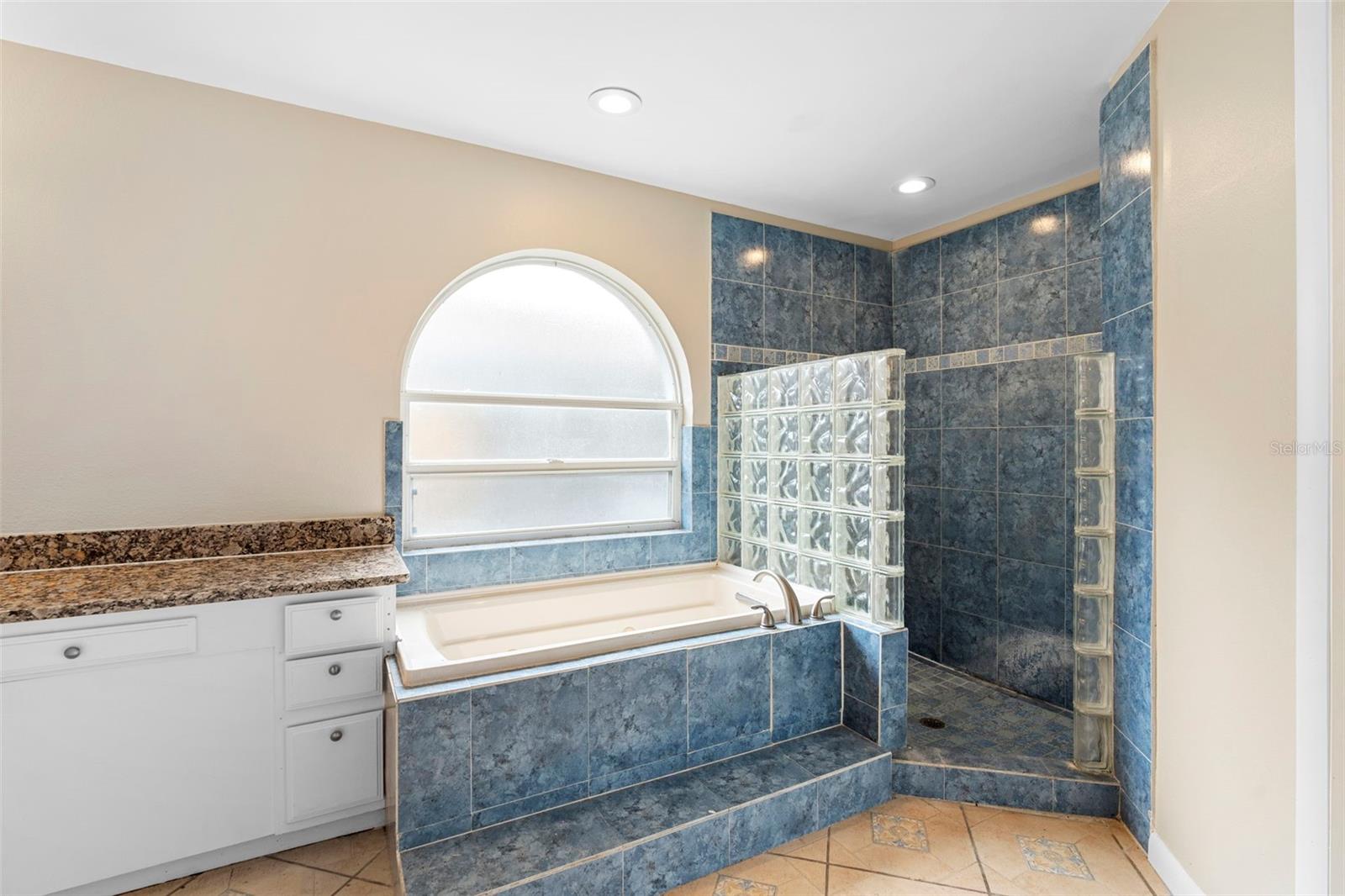 Image 49 of 63 For 2708 Smithfield Drive