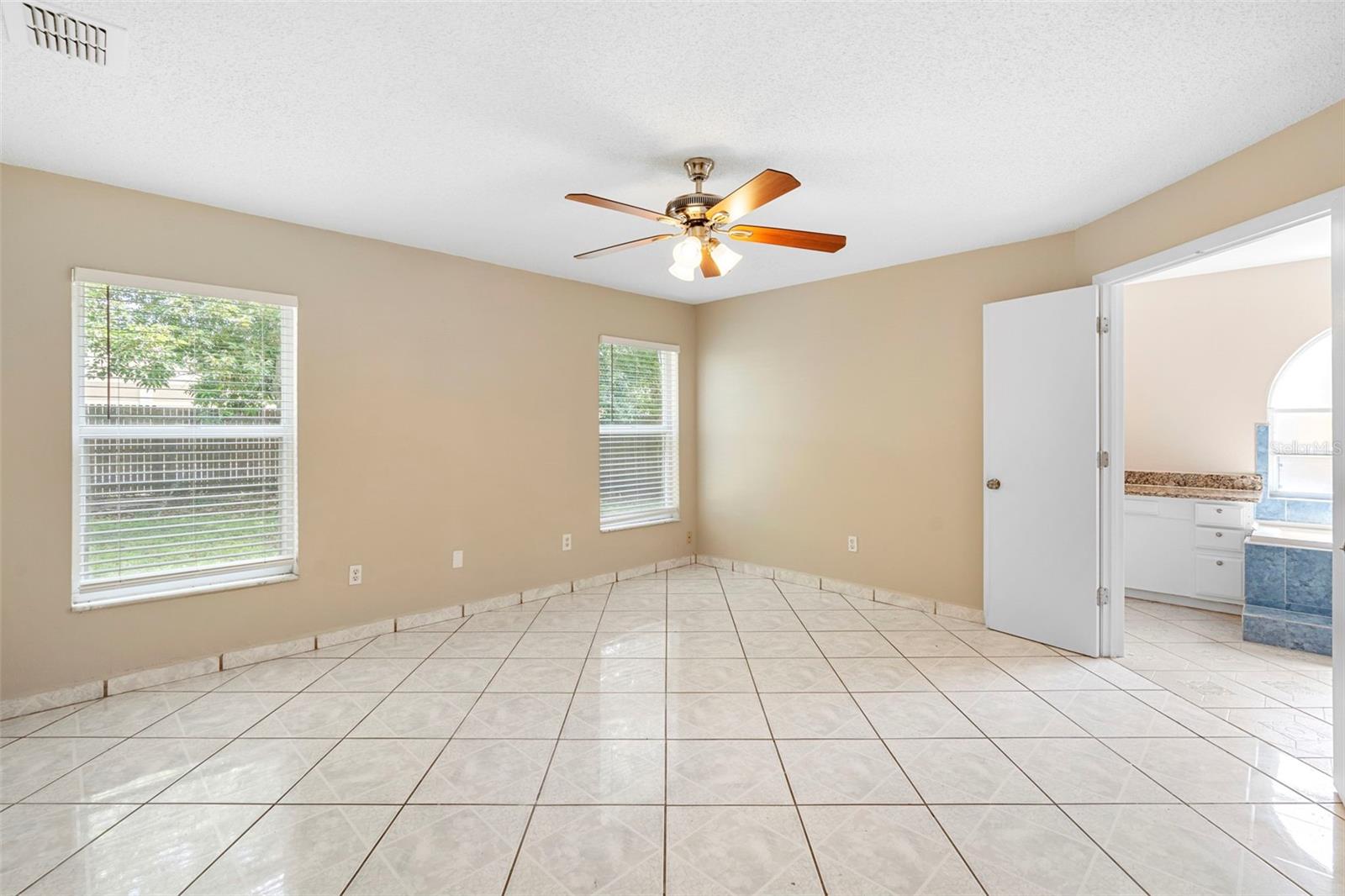 Image 53 of 63 For 2708 Smithfield Drive