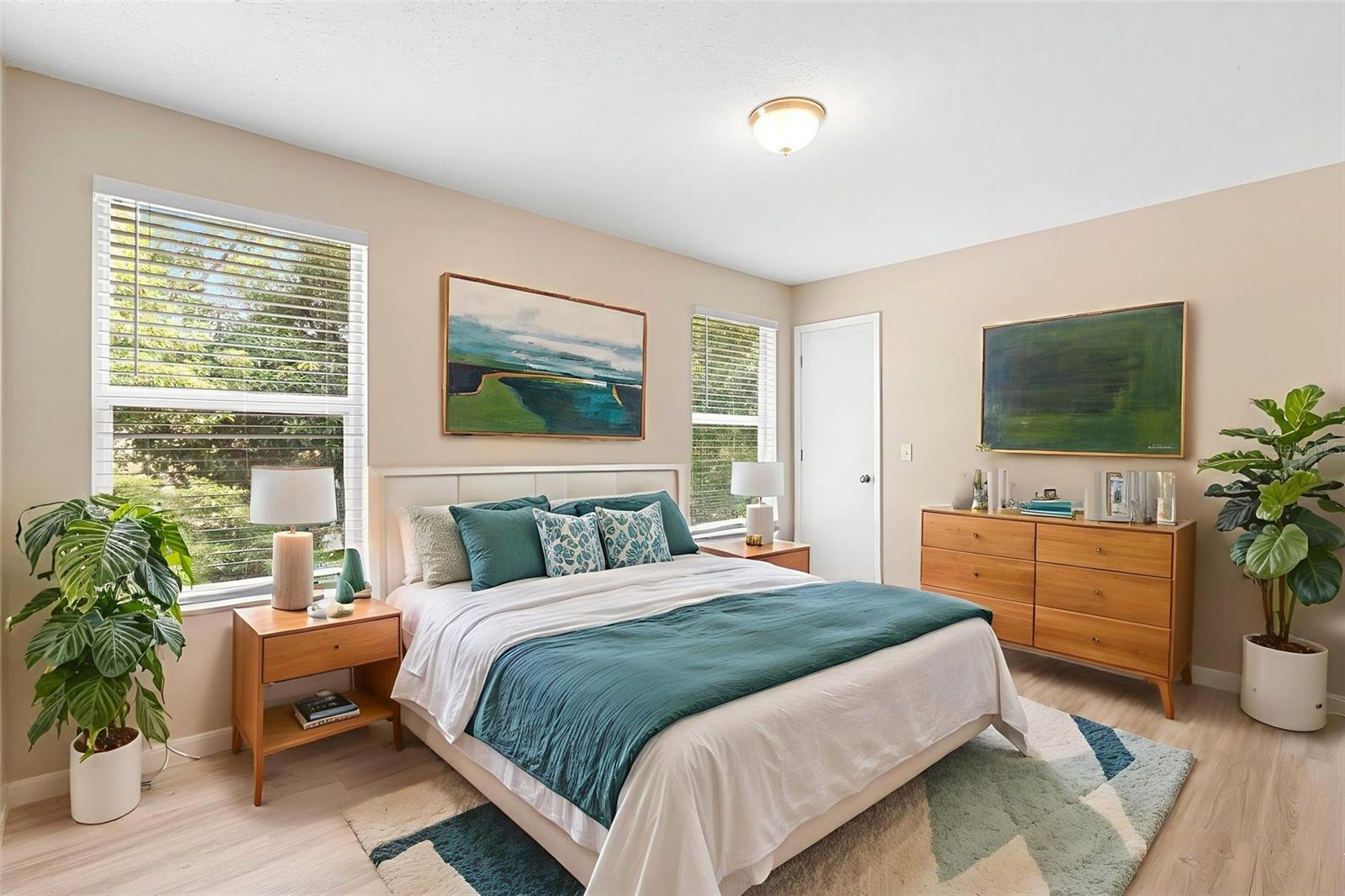 Image 6 of 63 For 2708 Smithfield Drive