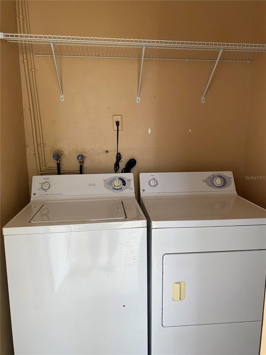 Image 17 of 20 For 2565 Oak Park Way 213