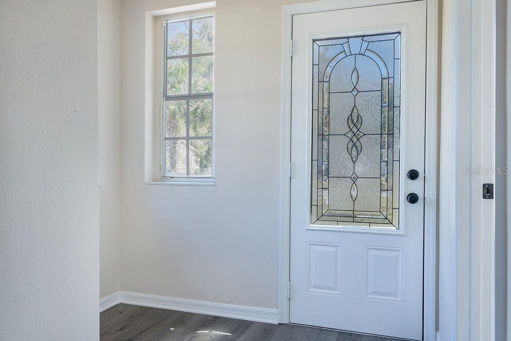 Image 2 of 12 For 210 Winslow Avenue