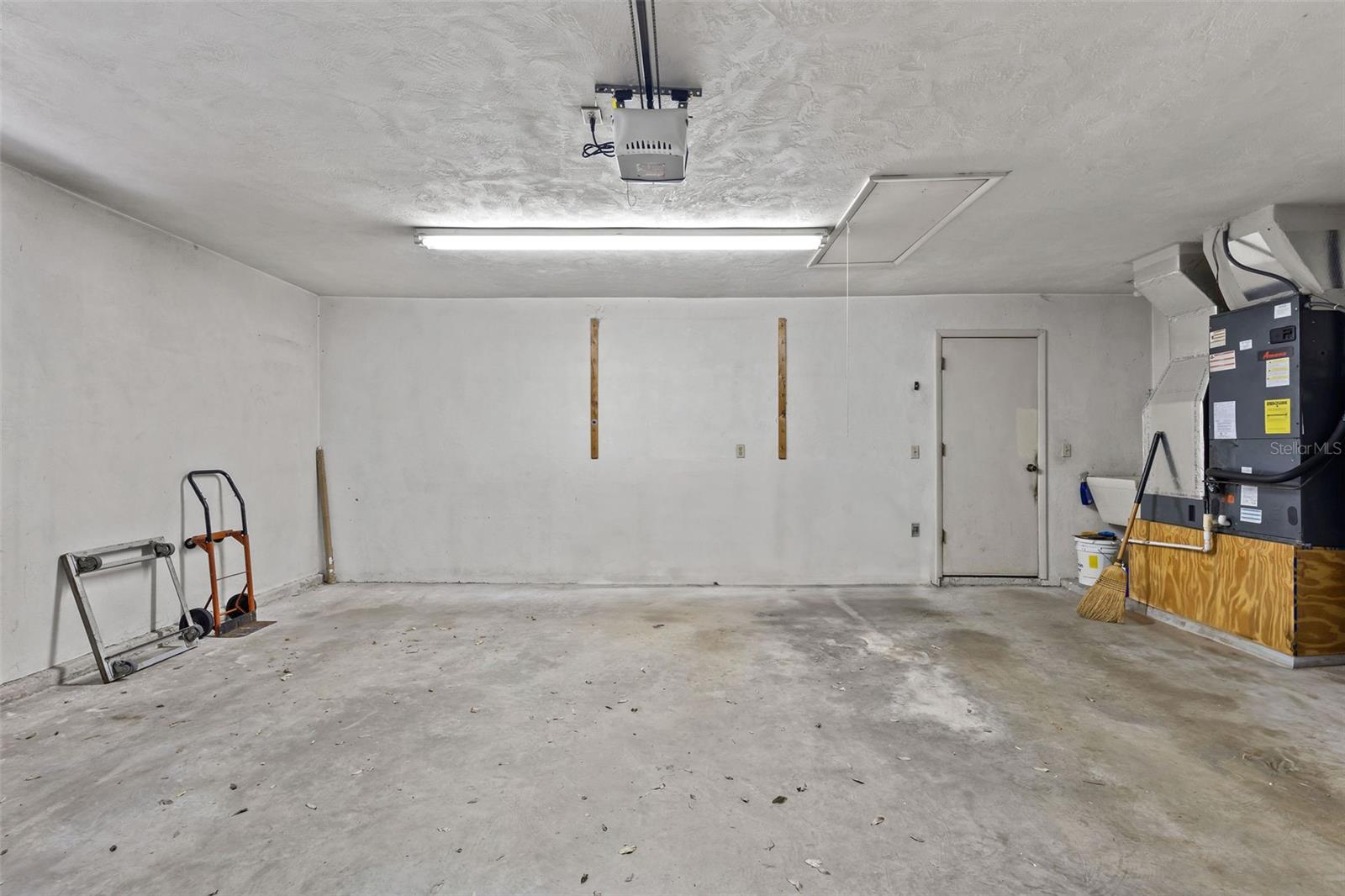 Image 47 of 47 For 1411 Beach Street