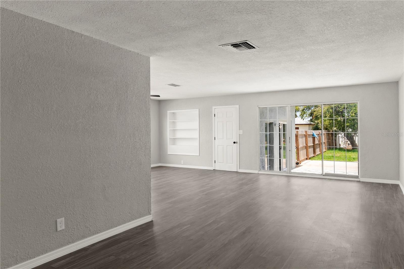 Image 28 of 49 For 1027 Bel Aire Drive