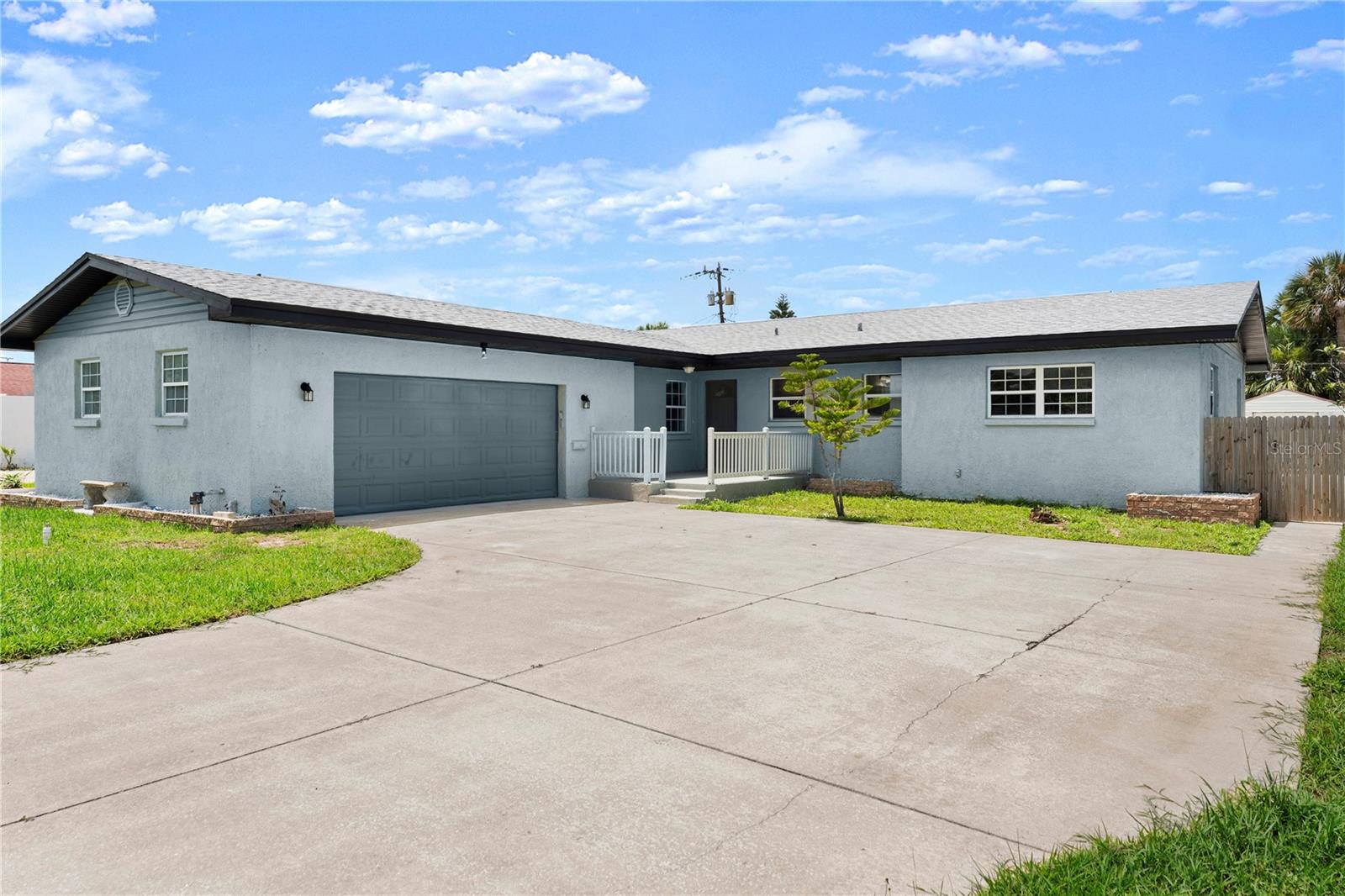 Image 3 of 49 For 1027 Bel Aire Drive