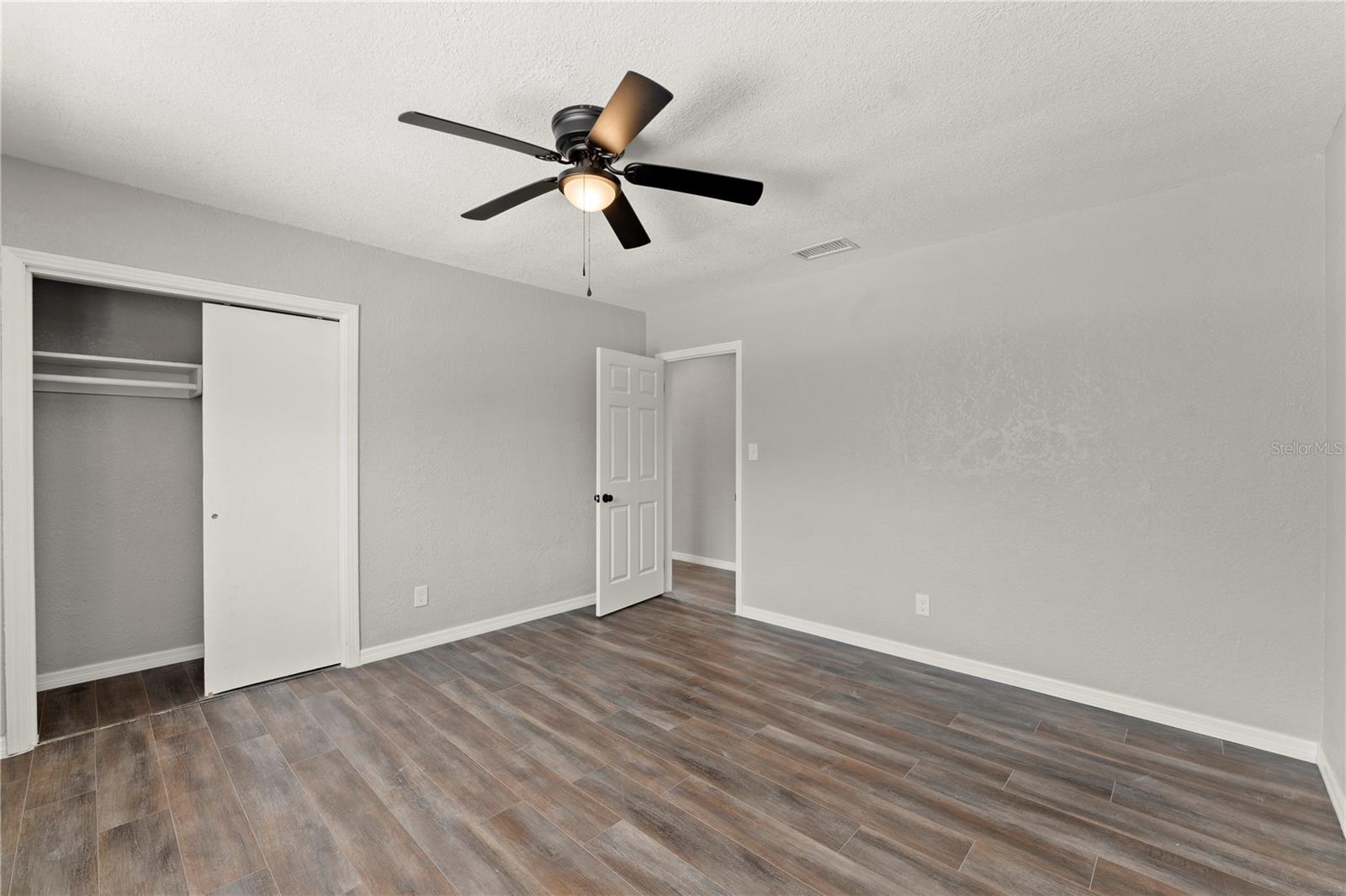 Image 39 of 49 For 1027 Bel Aire Drive