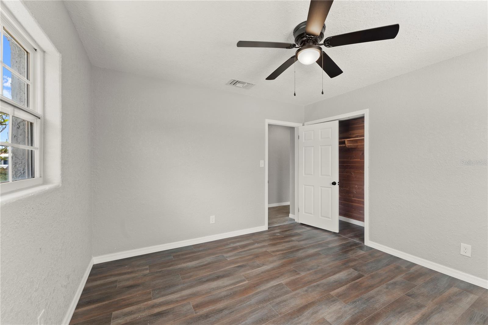 Image 41 of 49 For 1027 Bel Aire Drive