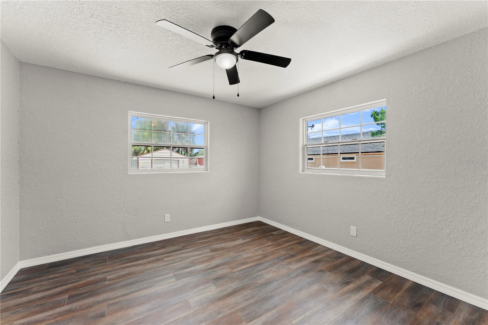 Image 43 of 49 For 1027 Bel Aire Drive