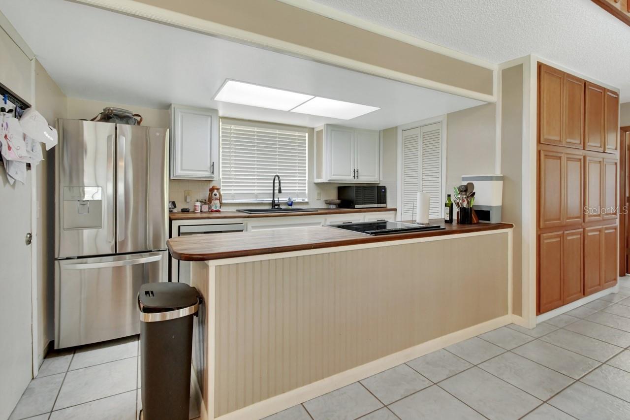 Image 11 of 32 For 910 Braddock Road