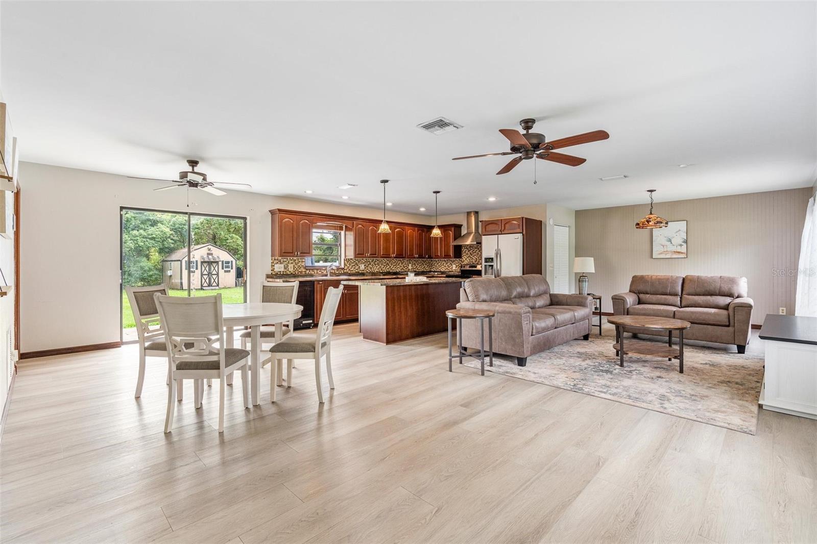 Image 4 of 30 For 2127 3rd Avenue