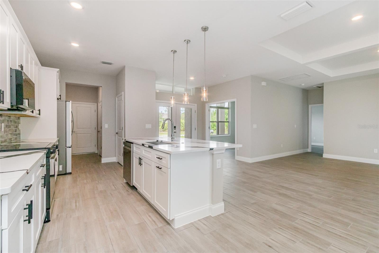 Image 10 of 28 For 14362 San Domingo Boulevard