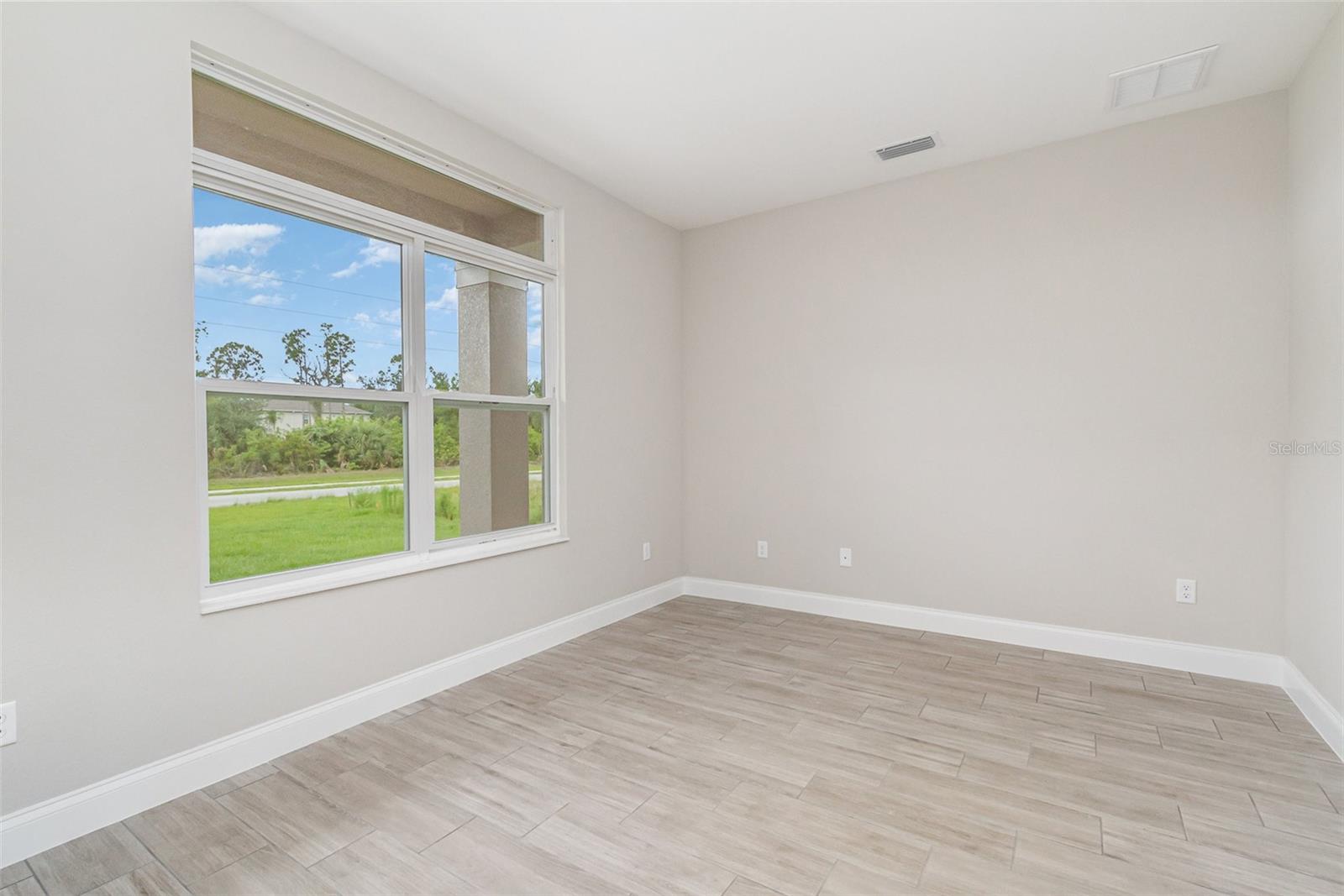Image 26 of 28 For 14362 San Domingo Boulevard