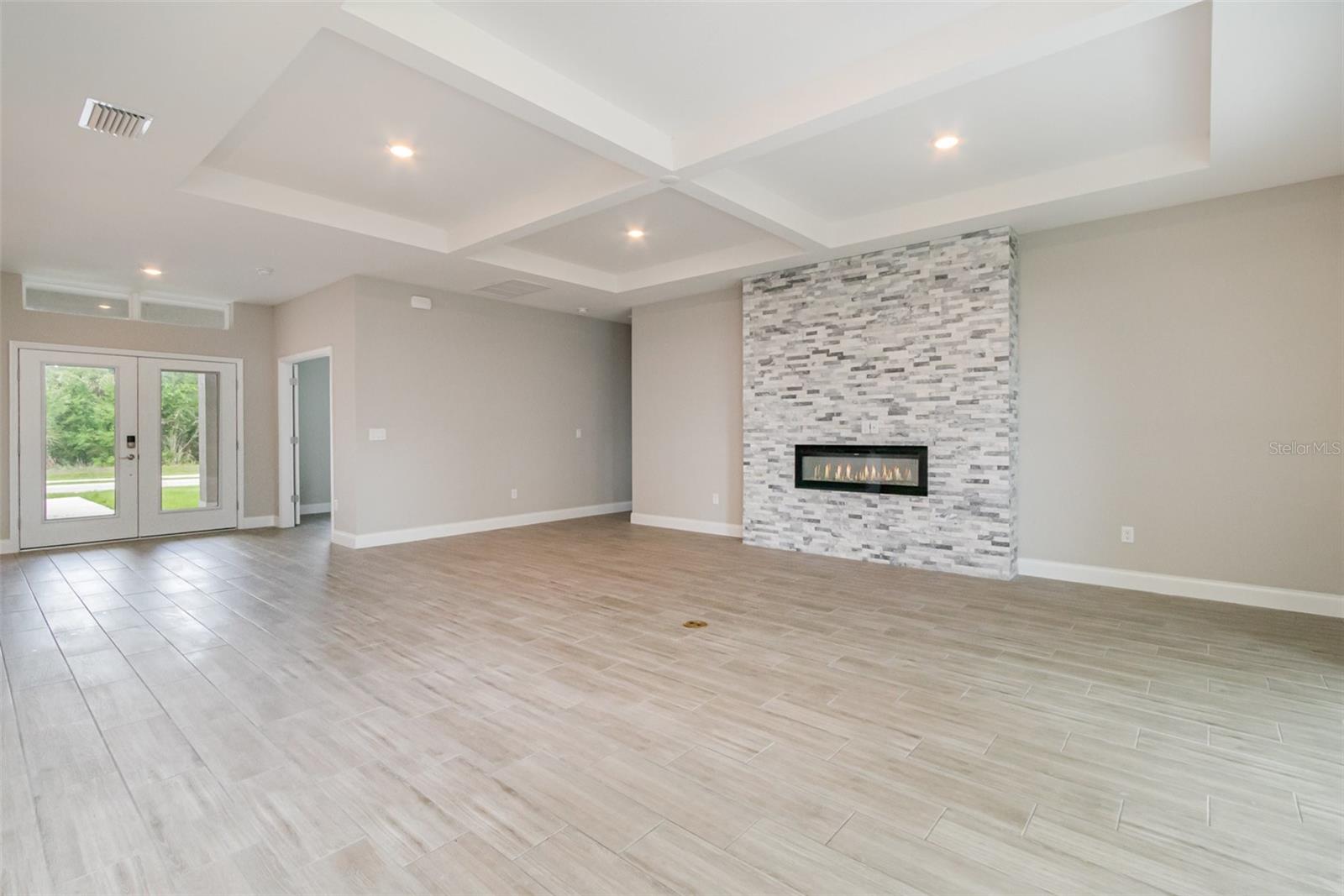 Image 6 of 28 For 14362 San Domingo Boulevard